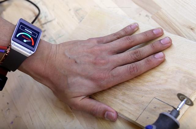 La smartwatch connectée à vos outils de bricolage