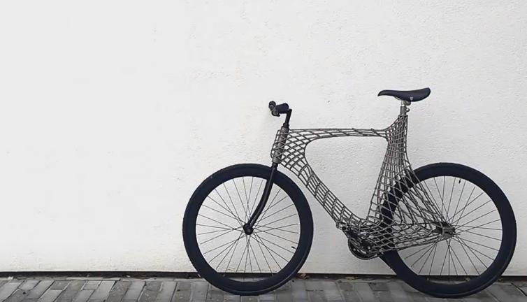 Le cadre en métal de ce vélo a été imprimé en 3D